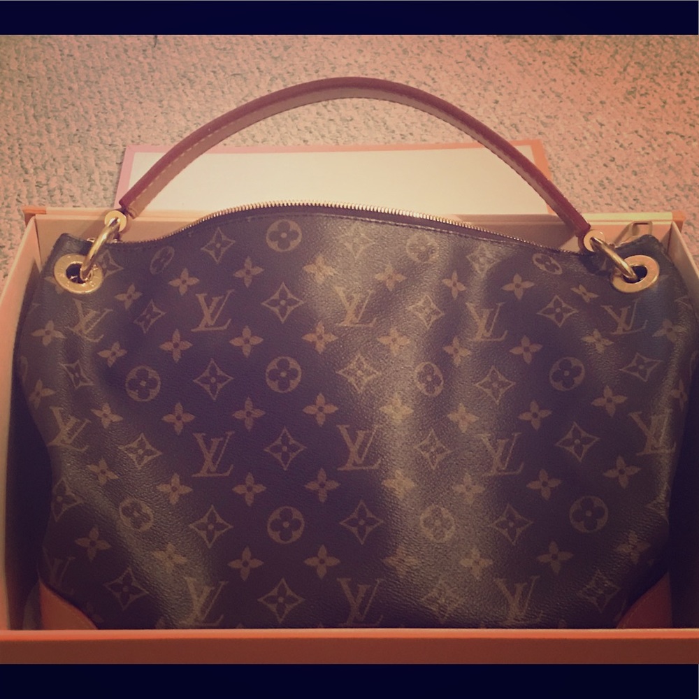 Louis Vuitton Berri